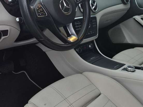 MERCEDES-BENZ-GLA 200-1.6 CGI ADVANCE 16V TURBO FLEX 4P AUTOMÁTICO MERCEDES-BENZ-GLA 200-2016