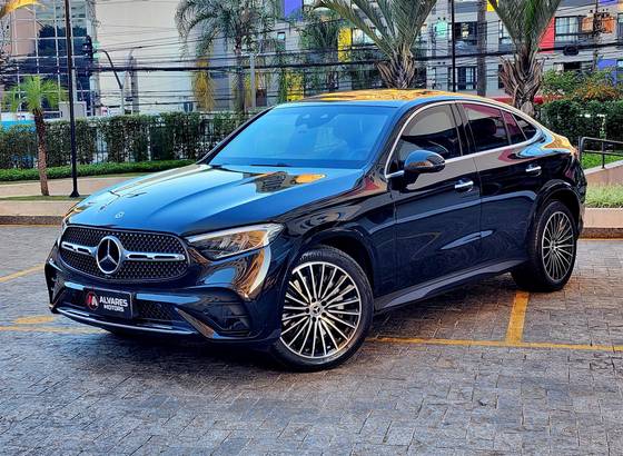 MERCEDES-BENZ GLC 300 2.0 MHEV AMG LINE COUPÉ 4MATIC 9G-TRONIC