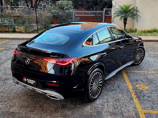 MERCEDES-BENZ-GLC 300-2025