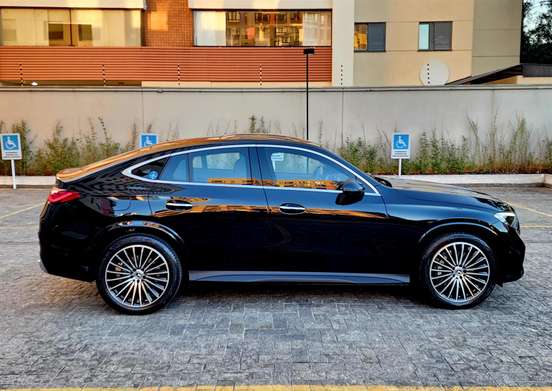 MERCEDES-BENZ-GLC 300-2025