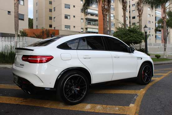 MERCEDES-BENZ-GLE 63 AMG-5.5 V8 TURBO GASOLINA COUPÉ 4MATIC 7G-TRONIC MERCEDES-BENZ-GLE 63 AMG-2015