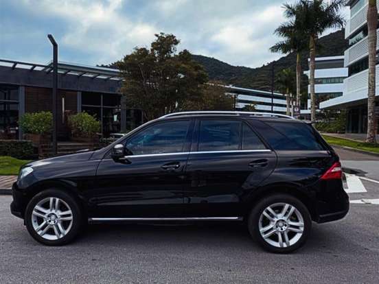 MERCEDES-BENZ-ML 350-3.5 BLUEEFFICIENCY SPORT 4X4 V6 GASOLINA 4P AUTOMÁTICO MERCEDES-BENZ-ML 350-2012