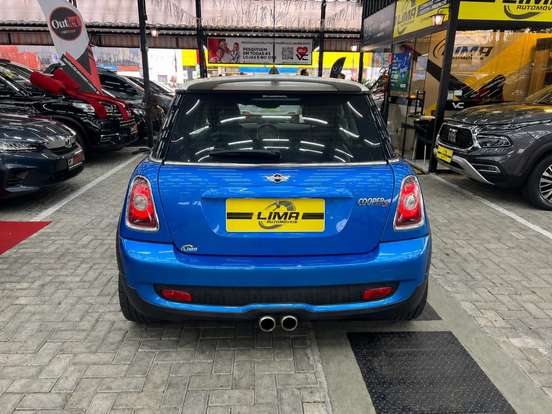 MINI-COOPER-2010