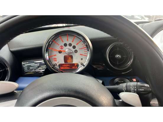 MINI-COOPER-2010
