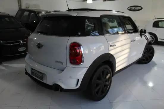 MINI-COUNTRYMAN-2012