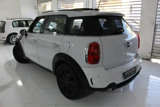 MINI-COUNTRYMAN-2012