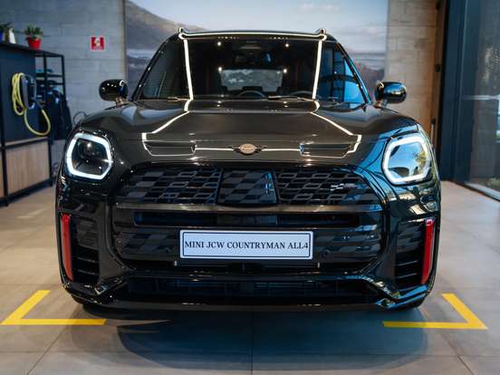 MINI-COUNTRYMAN-2.0 16V TWINPOWER TURBO GASOLINA JOHN COOPER WORKS EXCLUSIVE ALL4 STEPTRONIC MINI-COUNTRYMAN-2025