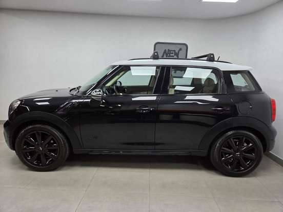 MINI-COUNTRYMAN-2015