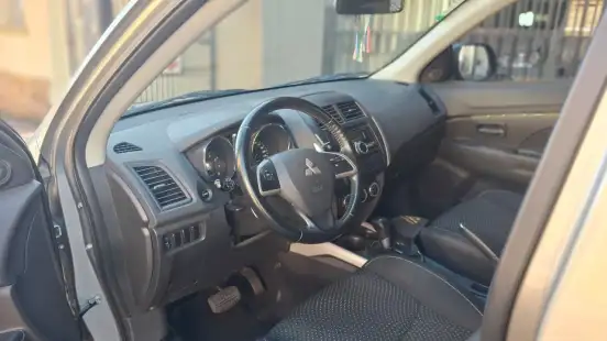 MITSUBISHI-ASX-2.0 4X2 16V GASOLINA 4P AUTOMÁTICO MITSUBISHI-ASX-2013