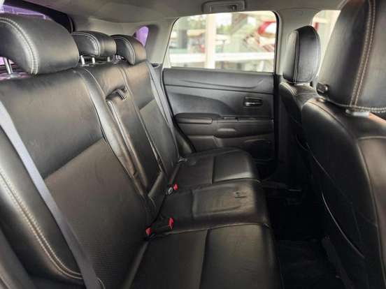 MITSUBISHI-ASX-2.0 4X2 16V GASOLINA 4P AUTOMÁTICO MITSUBISHI-ASX-2013