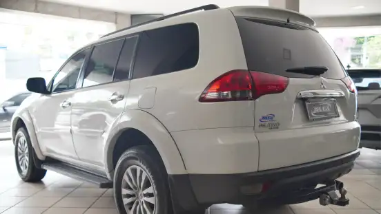 MITSUBISHI-PAJERO-3.5 HPE 4X4 7 LUGARES V6 24V FLEX 4P AUTOMÁTICO MITSUBISHI-PAJERO-2015