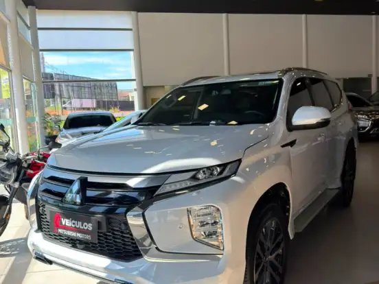 MITSUBISHI-PAJERO SPORT-2.4 16V MIVEC TURBO DIESEL LEGEND AWD AUTOMÁTICO MITSUBISHI-PAJERO SPORT-2024