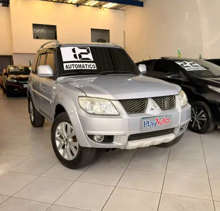 MITSUBISHI PAJERO TR4 2.0 4X2 16V 140CV FLEX 4P AUTOMÁTICO MITSUBISHI PAJERO TR4 2.0 4X2 16V 140CV FLEX 4P AUTOMÁTICO