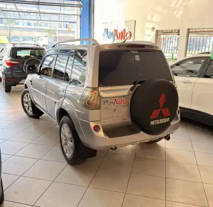 MITSUBISHI-PAJERO TR4-2012