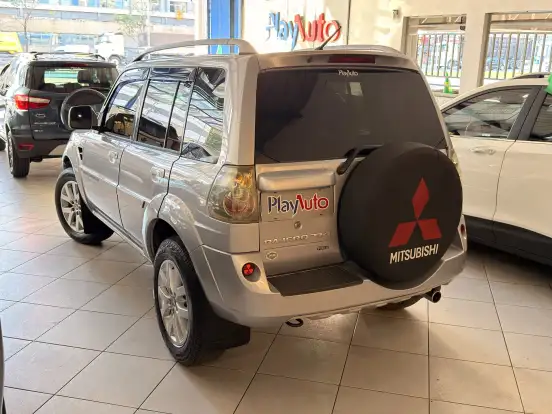 MITSUBISHI-PAJERO TR4-2.0 4X2 16V 140CV FLEX 4P AUTOMÁTICO MITSUBISHI-PAJERO TR4-2012