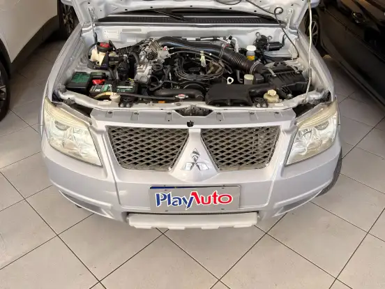MITSUBISHI-PAJERO TR4-2.0 4X2 16V 140CV FLEX 4P AUTOMÁTICO MITSUBISHI-PAJERO TR4-2012
