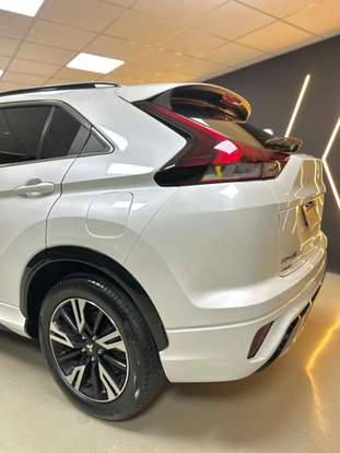 MITSUBISHI-ECLIPSE CROSS-1.5 MIVEC TURBO GASOLINA HPE-S S-AWC CVT MITSUBISHI-ECLIPSE CROSS-2024