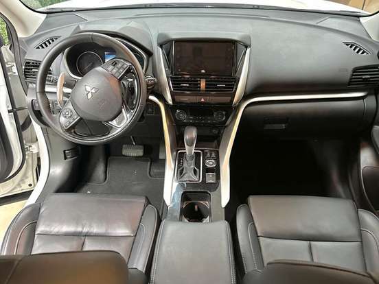 MITSUBISHI-ECLIPSE CROSS-1.5 MIVEC TURBO GASOLINA HPE-S S-AWC CVT MITSUBISHI-ECLIPSE CROSS-2024