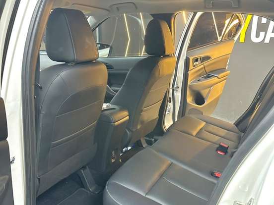 MITSUBISHI-ECLIPSE CROSS-1.5 MIVEC TURBO GASOLINA HPE-S S-AWC CVT MITSUBISHI-ECLIPSE CROSS-2024