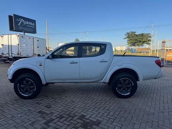 MITSUBISHI-L200 TRITON-2013