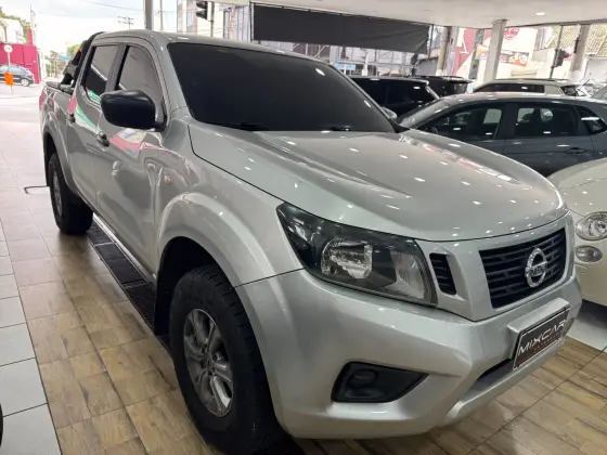 NISSAN FRONTIER 2.3 16V TURBO DIESEL S CD 4X4 MANUAL NISSAN FRONTIER 2.3 16V TURBO DIESEL S CD 4X4 MANUAL