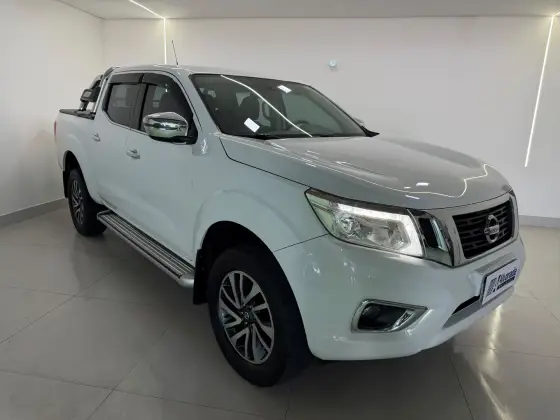 NISSAN FRONTIER 2.3 16V TURBO DIESEL XE CD 4X4 AUTOMÁTICO NISSAN FRONTIER 2.3 16V TURBO DIESEL XE CD 4X4 AUTOMÁTICO
