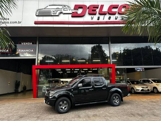 NISSAN FRONTIER 2.5 LE 4X4 CD TURBO ELETRONIC DIESEL 4P MANUAL