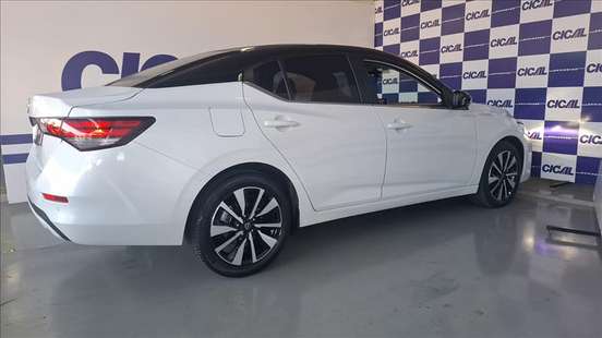 NISSAN-SENTRA-2025