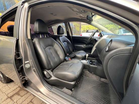 NISSAN-VERSA-2018