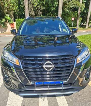 NISSAN-KICKS-2023