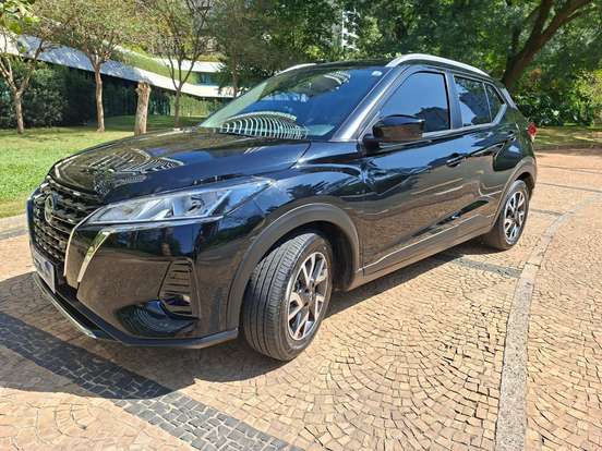 NISSAN-KICKS-2023