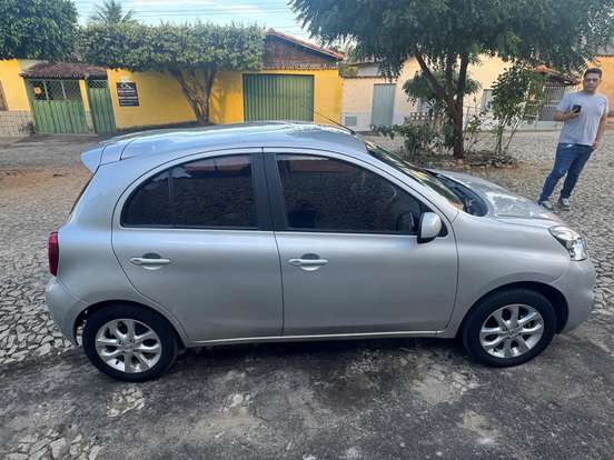 NISSAN-MARCH-1.6 SV 16V FLEXSTART 4P XTRONIC NISSAN-MARCH-2017
