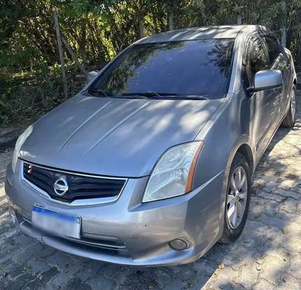 NISSAN-SENTRA-2011