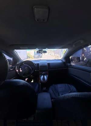 NISSAN-SENTRA-2011