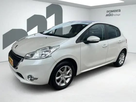 PEUGEOT 208 1.5 ALLURE 8V FLEX 4P MANUAL PEUGEOT 208 1.5 ALLURE 8V FLEX 4P MANUAL