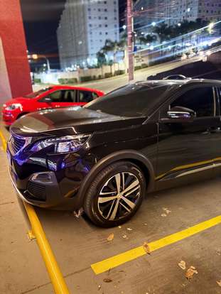 PEUGEOT-3008-2020