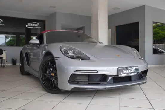 PORSCHE-718-2024