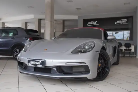 PORSCHE-718-2024