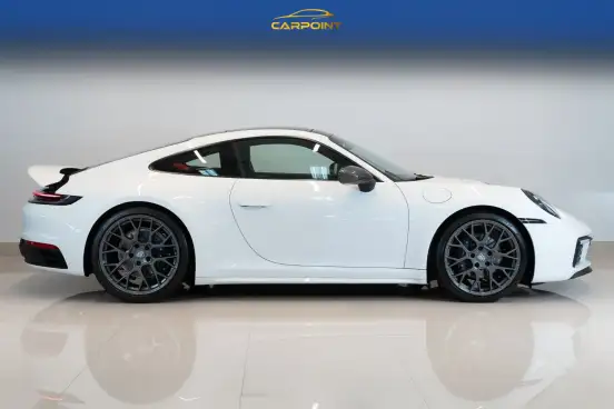 PORSCHE-911-2024