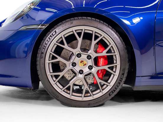 PORSCHE-911-2024