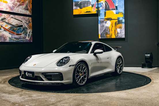 PORSCHE-911-2024