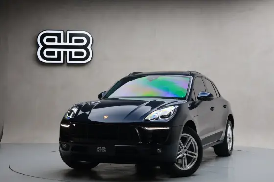 PORSCHE MACAN 2.0 16V GASOLINA 4P AUTOMÁTICO PORSCHE MACAN 2.0 16V GASOLINA 4P AUTOMÁTICO