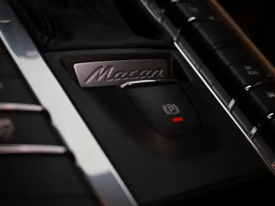 PORSCHE-MACAN-2.0 16V GASOLINA 4P AUTOMÁTICO PORSCHE-MACAN-2017