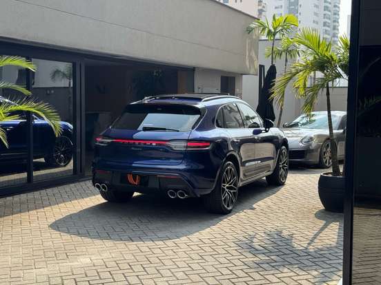 PORSCHE-MACAN-2024