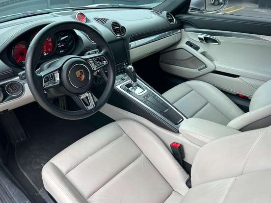 PORSCHE-718-2023