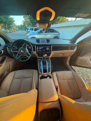 PORSCHE-MACAN-2021