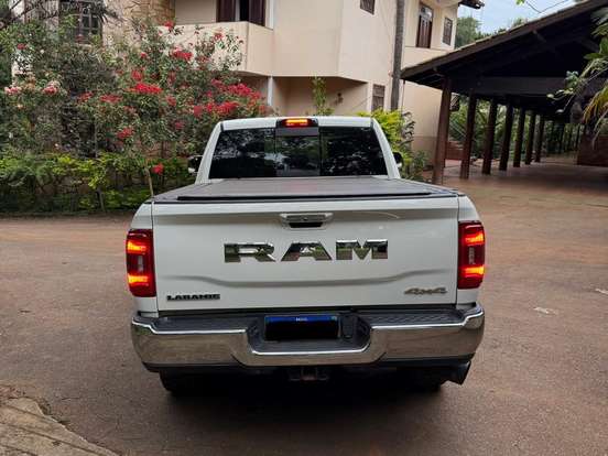 RAM-2500-6.7 I6 TURBO DIESEL LARAMIE CD 4X4 AUTOMÁTICO RAM-2500-2021
