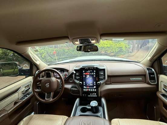 RAM-2500-6.7 I6 TURBO DIESEL LARAMIE CD 4X4 AUTOMÁTICO RAM-2500-2021
