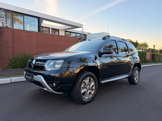 RENAULT DUSTER 1.6 16V SCE FLEX DYNAMIQUE MANUAL RENAULT DUSTER 1.6 16V SCE FLEX DYNAMIQUE MANUAL