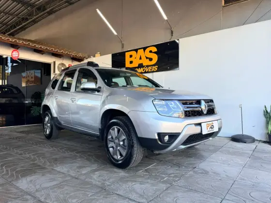 RENAULT DUSTER 2.0 16V HI-FLEX DYNAMIQUE AUTOMÁTICO RENAULT DUSTER 2.0 16V HI-FLEX DYNAMIQUE AUTOMÁTICO